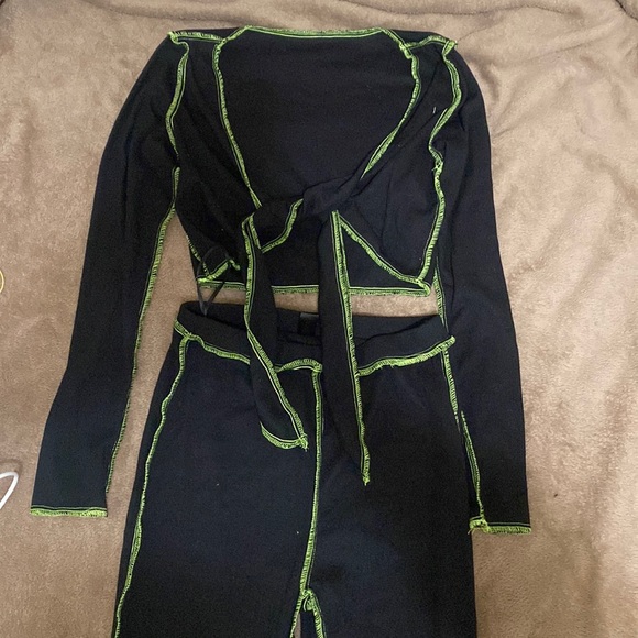 Two Piece Set - Picture 1 of 2